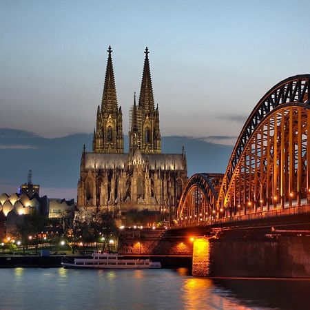 Hotel Moji Koeln Sieversstrasse Екстер'єр фото