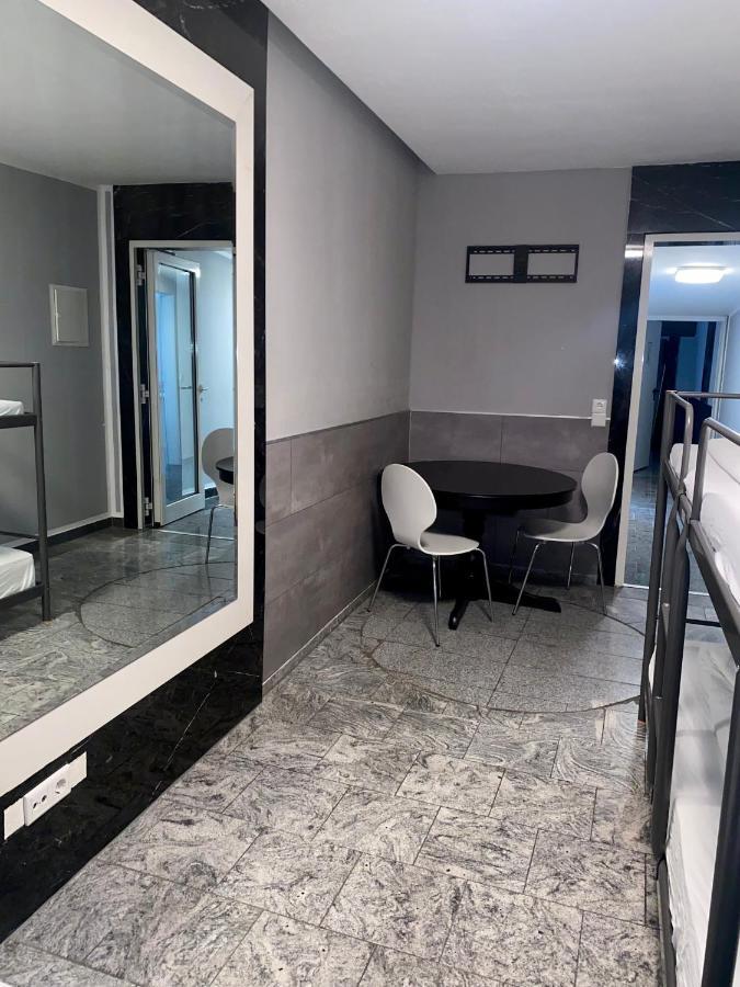 Hotel Moji Koeln Sieversstrasse Екстер'єр фото