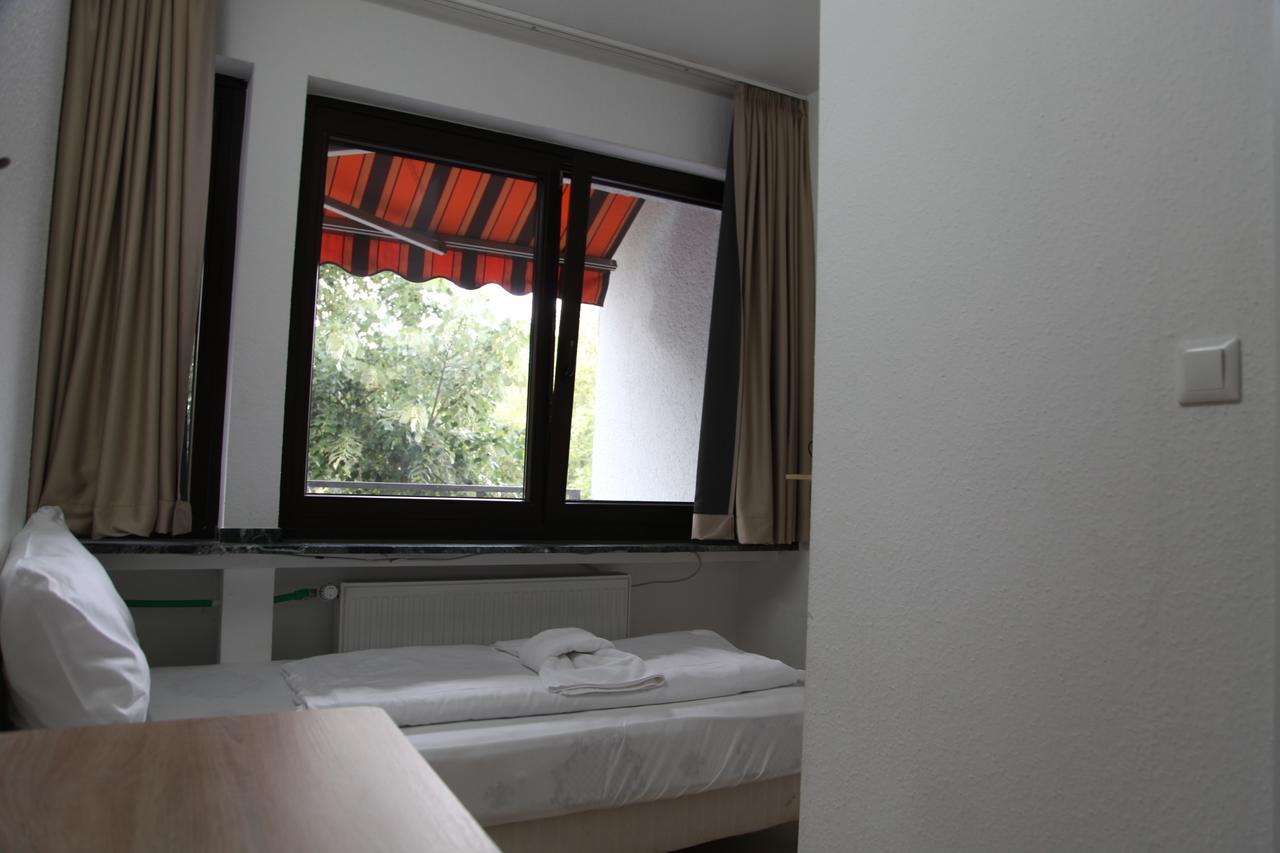 Hotel Moji Koeln Sieversstrasse Екстер'єр фото