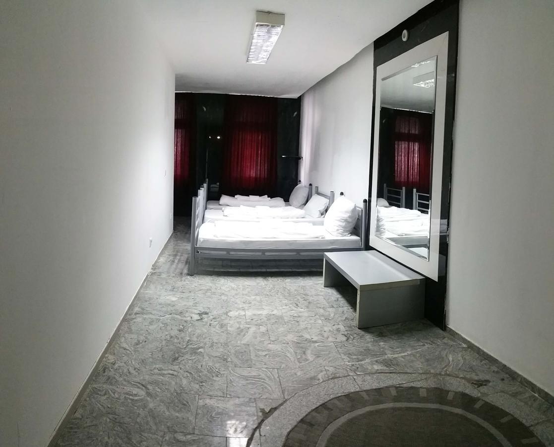 Hotel Moji Koeln Sieversstrasse Екстер'єр фото